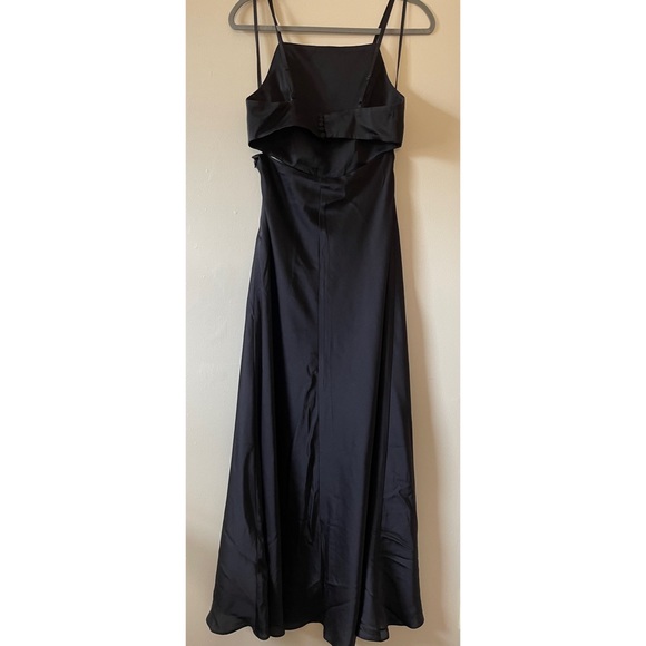 Free People x Fame & Partners Liv Maxi
Sexy Cut Out Dress size 8 - Picture 6 of 7